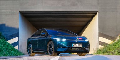 Новий електромобіль Volkswagen подолав понад 900 км без підзарядки (фото)