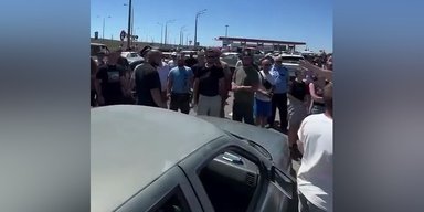 "Просто прихоть": крымчанам на АЗС на Кубани не продают бензин (видео)