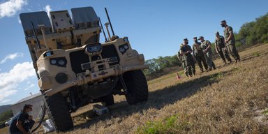 Армія США випробувала безпілотну систему, що стріляє ракетами по кораблях