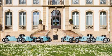 Культовий сторічний Bugatti повернули у виробництво в новому форматі (фото)