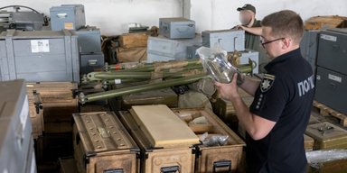 Правоохоронці передали ЗСУ конфісковані комплектуючі до ППО на 13 млн грн (фото, відео)