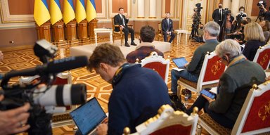 Складнощі перекладу. Чому західні ЗМІ більше говорять про вторгнення Росії, аніж самі українці