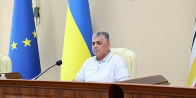 Фермер важко поранив ножем мера П'ятихаток: перші деталі