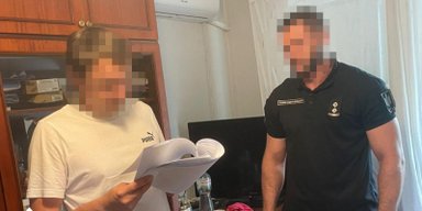 В Киеве прокурор присвоил изъятые во время обысков 4 млн и перестал ходить на работу (фото)