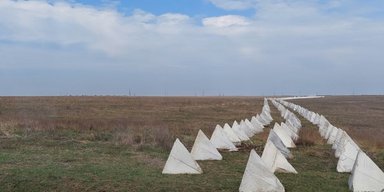 ВС РФ продолжают строить километры укреплений во время контрнаступления ВСУ (спутниковые снимки)