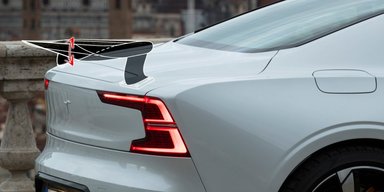 Майбутні автомобілі Volvo отримають незвичайний гнучкий спойлер (фото)