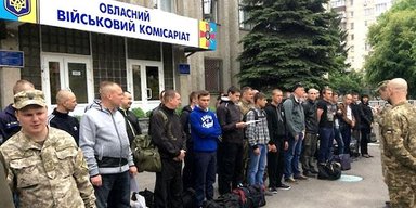 Рекрутинг до ЗСУ приймає більше людей, ніж ТЦК: у Раді розповіли про мобілізацію