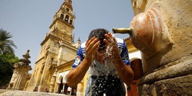 Європу накрила сильна спека: температура наближається до 40 градусів, скасовано десятки поїздів