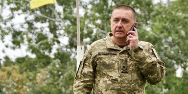 Зеленський призначив нового командувача Сил тероборони ЗСУ: що про нього відомо (фото)