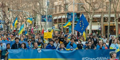 Четверта річниця повномасштабного вторгнення: які заходи проводили українські громади закордоном