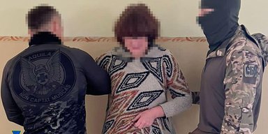Шпигувала за технікою ЗСУ з вікна: у Слов'янську затримали коригувальницю РФ