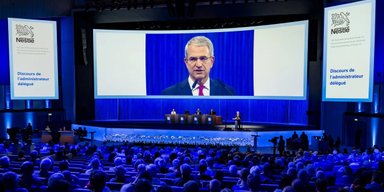 Гендиректора Nestle уволили без выходного пособия из-за скандального романа