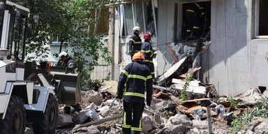 Хотели обручиться: в Луцке из-за ракетного удара РФ погибла молодая пара (фото, видео)