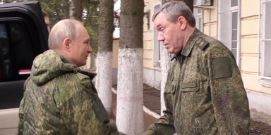 Начальник Генштаба РФ солгал Путину о "прорыве" в Донецкой области, — Билецкий