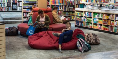 Править миром правильно! 5 книг, которые нужно прочитать в марте