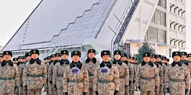 Отслеживает ракеты за тысячи километров: в Китае показали "шестиэтажный" радар (фото)