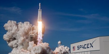 Ракета SpaceX Илона Маска отправила в космос научный проект школьников из Львовской области