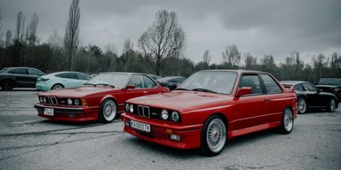 Баварские звезды: в Киеве собрались редкие коллекционные BMW (фото)