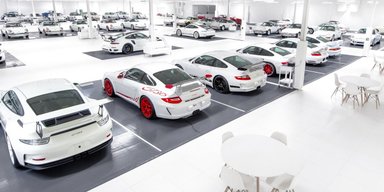 50 відтінків білого: найбільшу у світі колекцію Porsche розпродадуть на аукціоні (фото)
