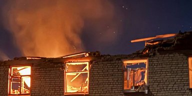 "Есть разрушения и повреждения": россияне атаковали "шахедами" учебное заведение в Сумах (видео)