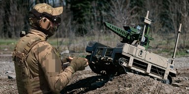 Наземні дрони є, але не воюють: чому в ЗСУ скорочують роти НРК