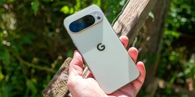 Google Pixel 10 проти OnePlus 15: у якого смартфона акумулятор довше тримає заряд (фото)