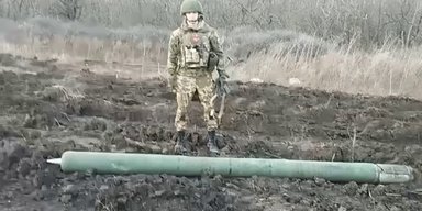 Оккупанты под Авдеевкой нашли "вундер-ракету" и насмешили военных экспертов (видео)
