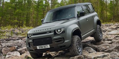Позашляховий монстр: Land Rover показав надпотужного конкурента "Гелендвагена" (фото)