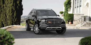 Способен выдержать взрыв: кроссовер Mercedes-Maybach GLS получил защищенную версию (видео)