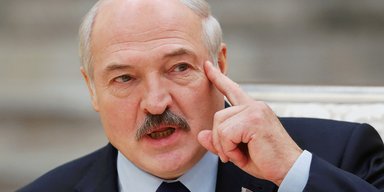 Трампа могут "послать": Лукашенко высмеял ультиматумы США (видео)