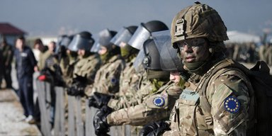 Миротворці не допоможуть: що потрібно Україні для стримання наступу РФ