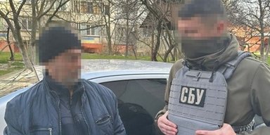 Планировал скрываться в Украине: СБУ задержала охранника российского застенка в Херсоне
