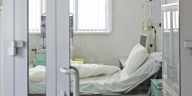 Полуоткрытые двери. Как работает на практике "свободный" доступ в реанимацию