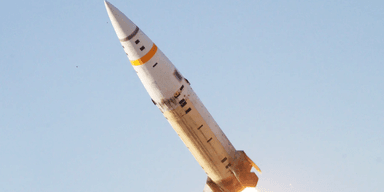 MGM-140A. Что известно об ATACMS с кассетной боеголовкой и куда теперь добьют ВСУ (видео, карты)
