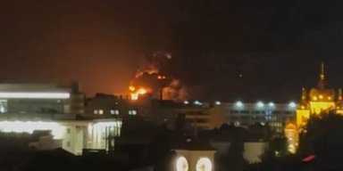 У Сизрані та Краснодарі в Росії палають НПЗ після нічної атаки безпілотників (відео)