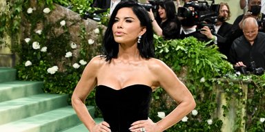 Без Безоса и с большим бриллиантом. Лорен Санчес пришла на Met Gala 2024