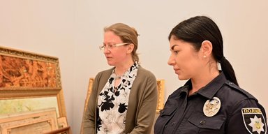 У Медведчука вилучили 264 твори мистецтва: деякі картини підуть на аукціон (відео)