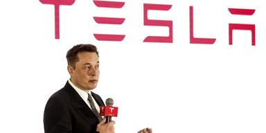 Электрический шторм. Почему Tesla вновь в кризисе, и чем это может закончиться