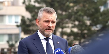 "Голая и босая": президент Словакии эмоционально отреагировал на атаку "Шахедов" на Польшу