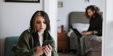 "Атакует мнением робота": парень пожаловался, что его девушка использует ChatGPT в ссорах