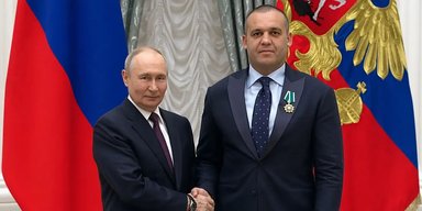 "Не станем извинятся": жена сына Трампа заявила, что их свадебные торжества оплатил олигарх из РФ