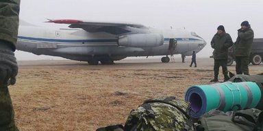 6 російських солдатів отримали візи у Франції, втікши від війни в Україні, — The Guardian