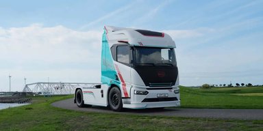 BYD показав потужного і недорогого конкурента Tesla Semi з багатим оснащенням (фото)