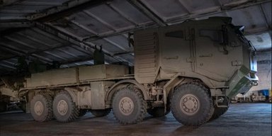 Спасали "Богдану" под обстрелами: боец ВСУ рассказал о ремонте техники на передовой (фото)