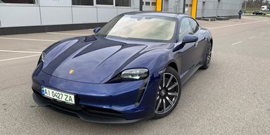 Результат еволюції. Тест-драйв електрокара Porsche Taycan