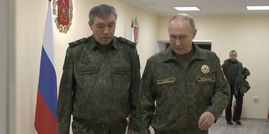 Не выходит из бункера: Путин боится покушения, госпереворота и прилета дрона, — СМИ