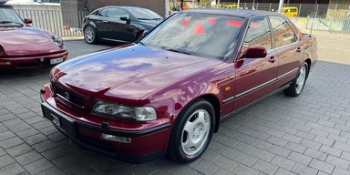 Легенда из 90-х: в Украине появилась флагманская 30-летняя Honda в новом состоянии (фото)