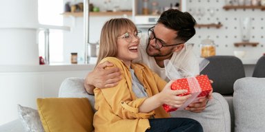 Топ 10 лучших техно-подарков для женщин в 2024 году: удивят и сделают жизнь приятнее