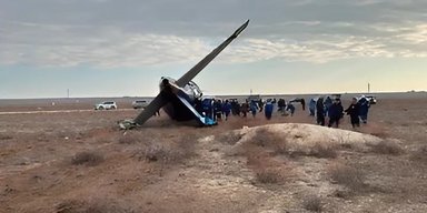Очільник Росавіації уперше прокоментував аварію літака в Актау: що кажуть в Азербайджані