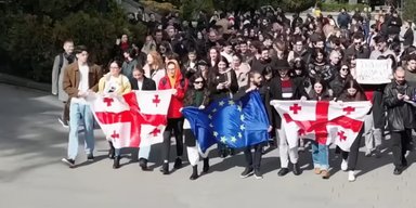 Хочуть позбутися ЄС та перетворитися на Білорусь: політолог про проросійський парламент Грузії (відео)
